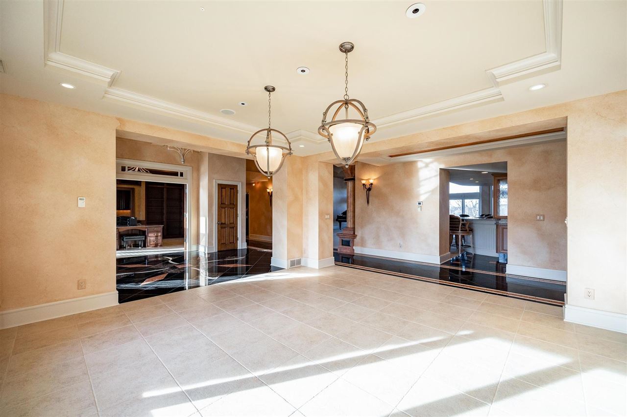 2146 Crystal Creek Road