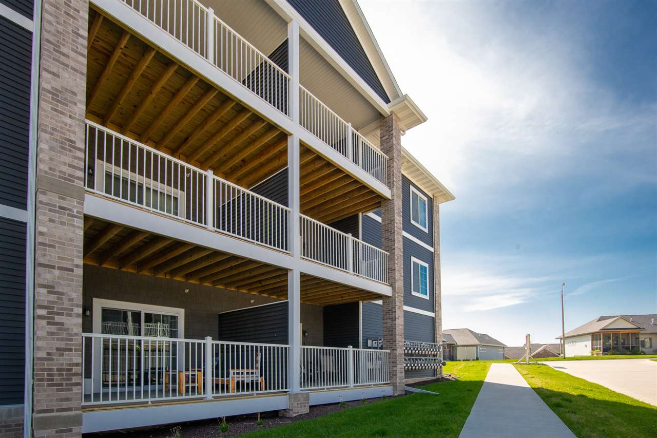 2871 Spring Rose Cir #105