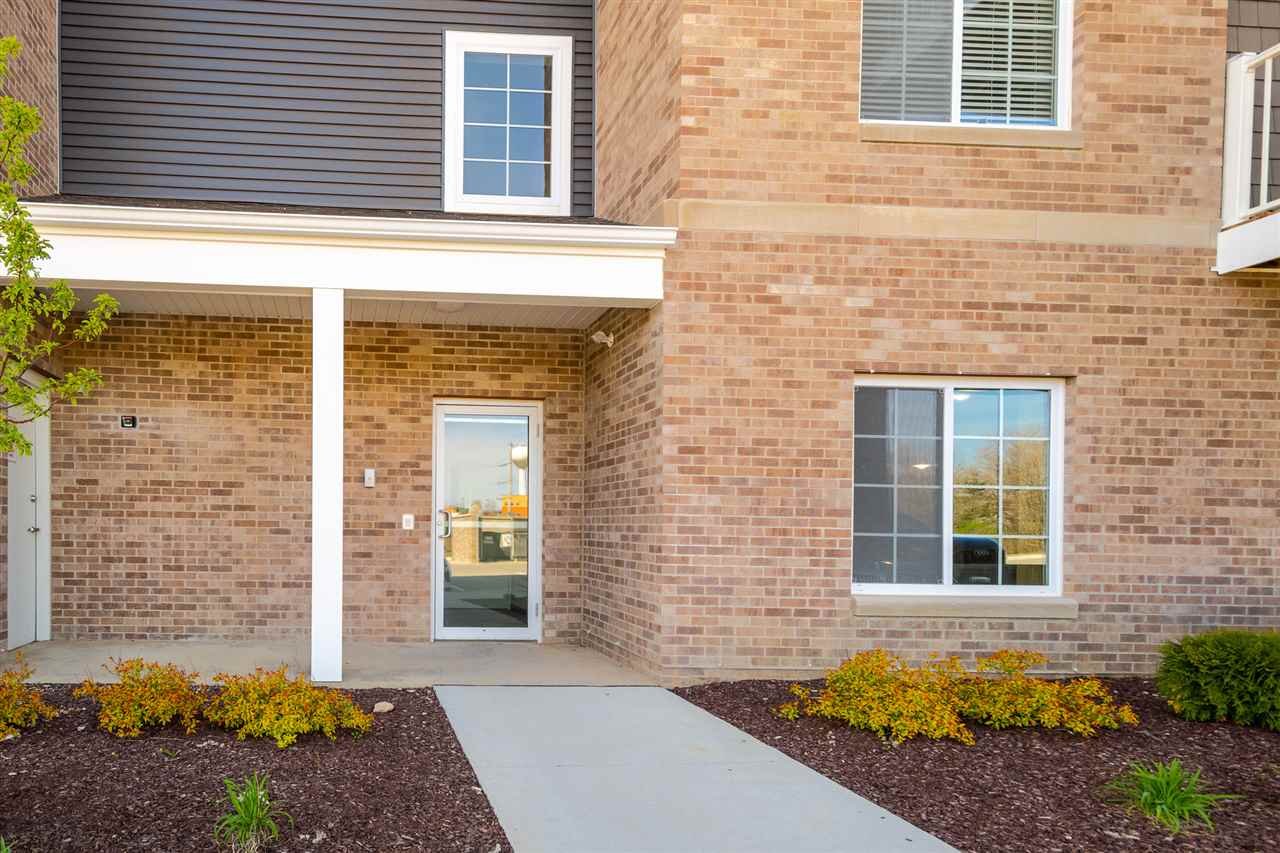 2871 Spring Rose Cir #105