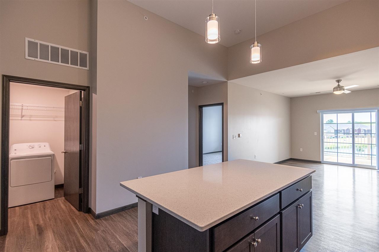 2871 Spring Rose Cir #105