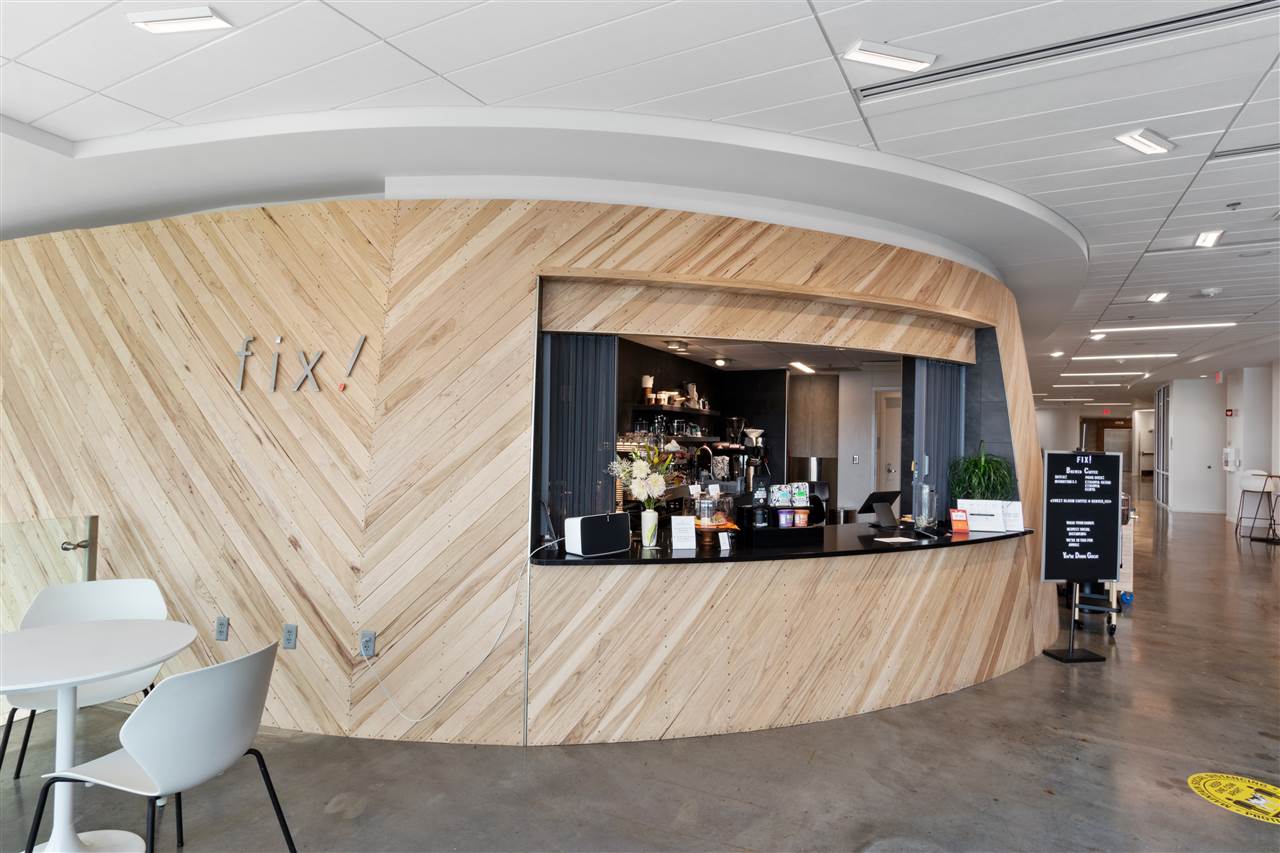 404 E College St Unit: 1407