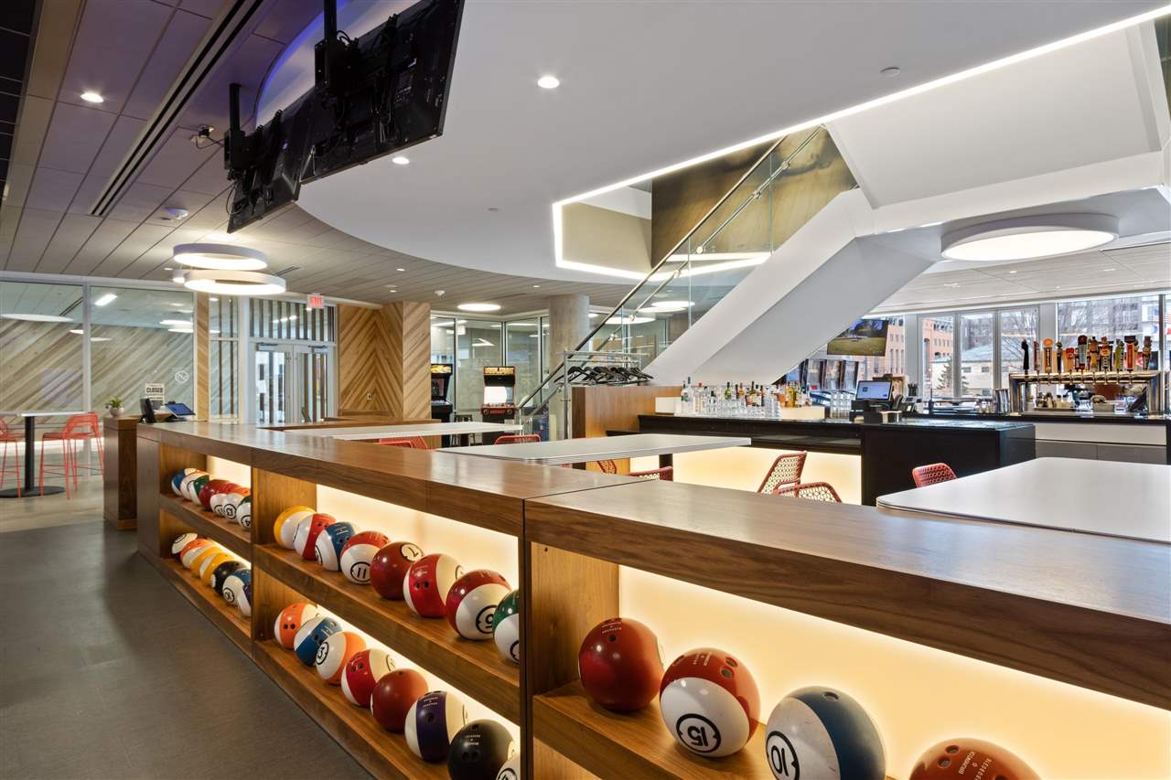 404 E College St Unit: 1407