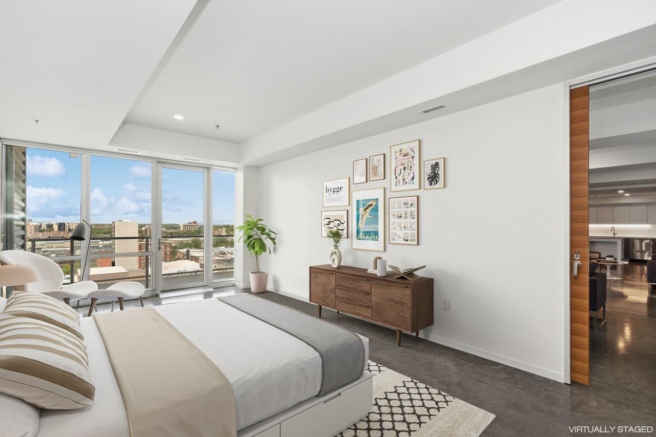 404 E College St Unit: 1407