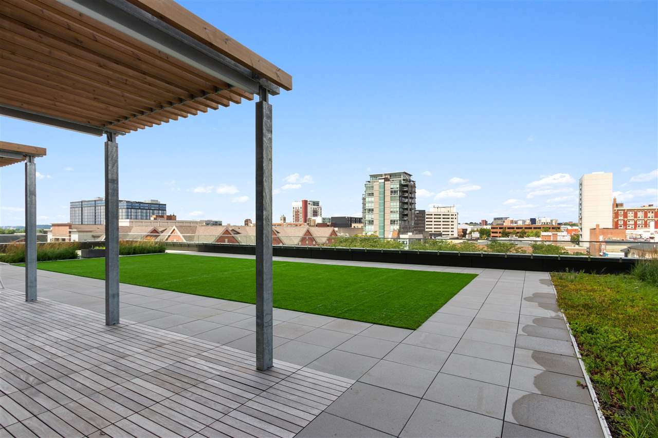 404 E College St Unit: 1407