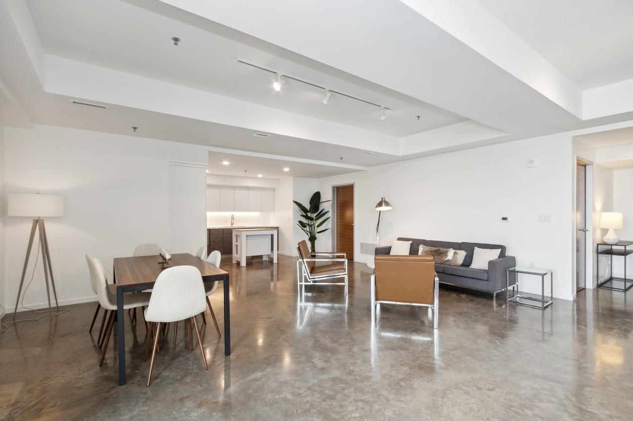 404 E College St Unit: 1407