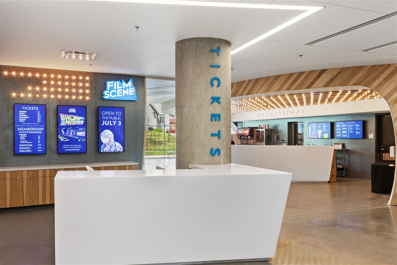 404 E College St Unit: 1407