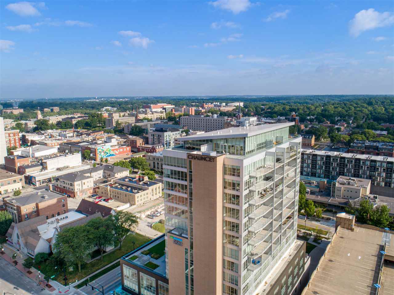 404 E College St Unit: 1407