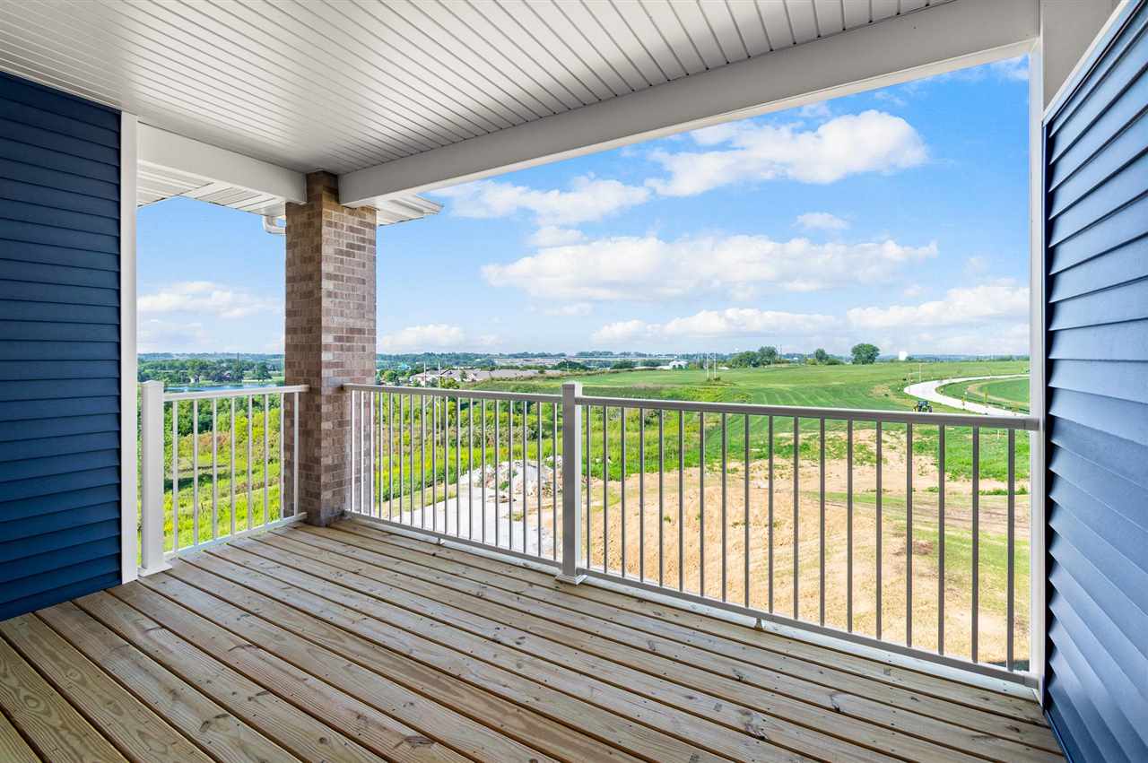 2873 Spring Rose Cir #102