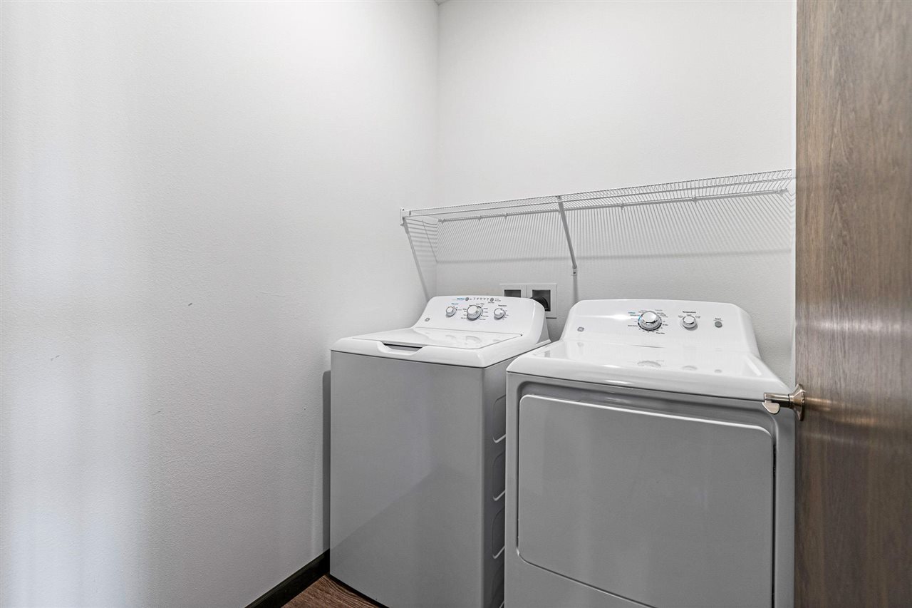 2873 Spring Rose Cir #102