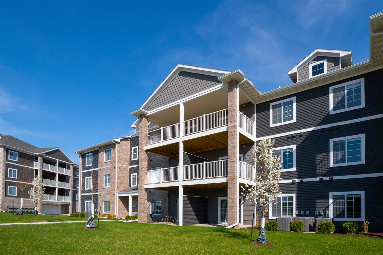 2873 Spring Rose Cir #301