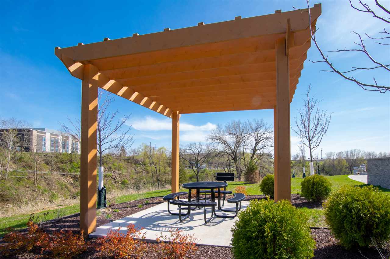 2873 Spring Rose Cir #301