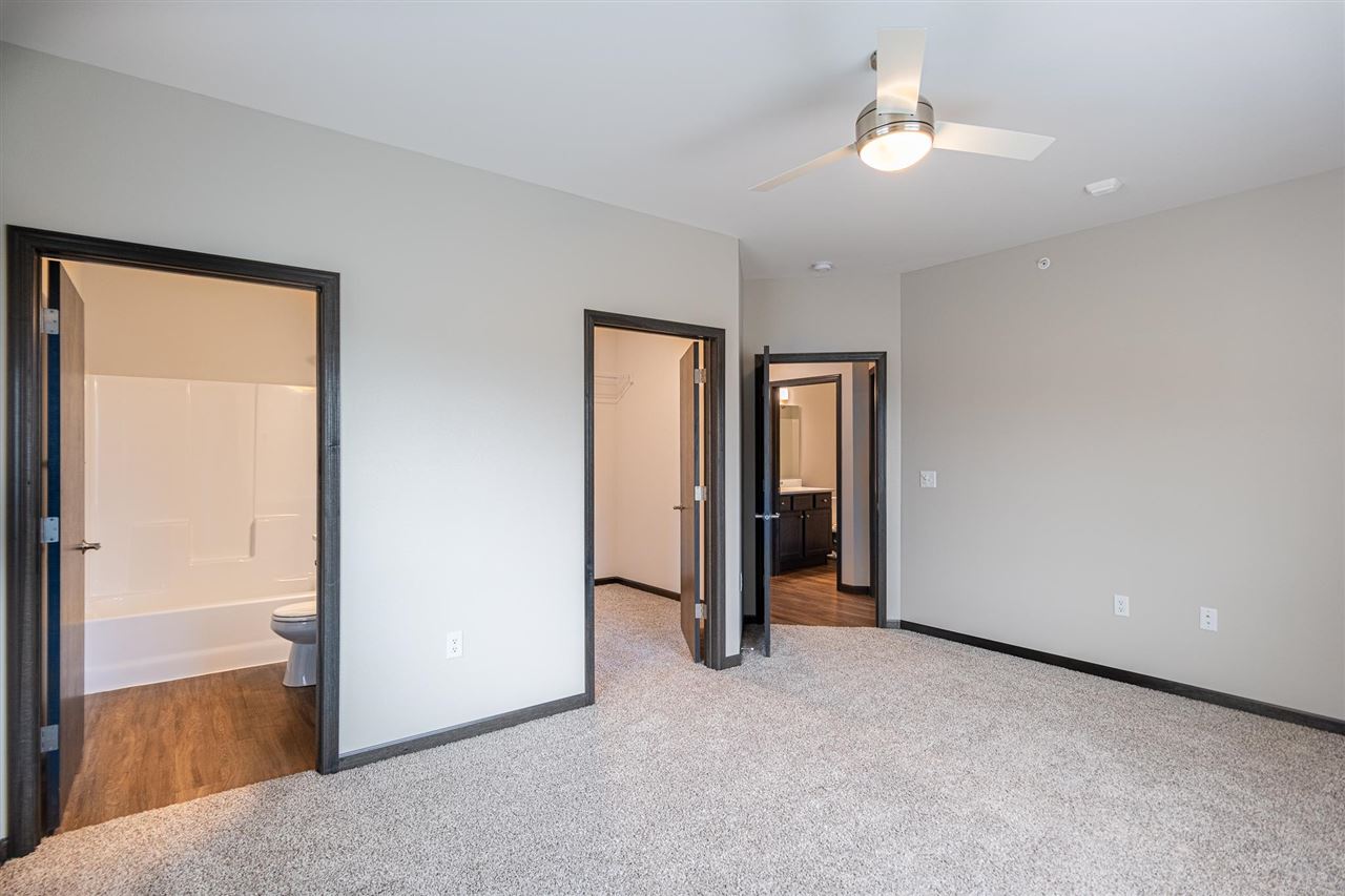 2873 Spring Rose Cir #301