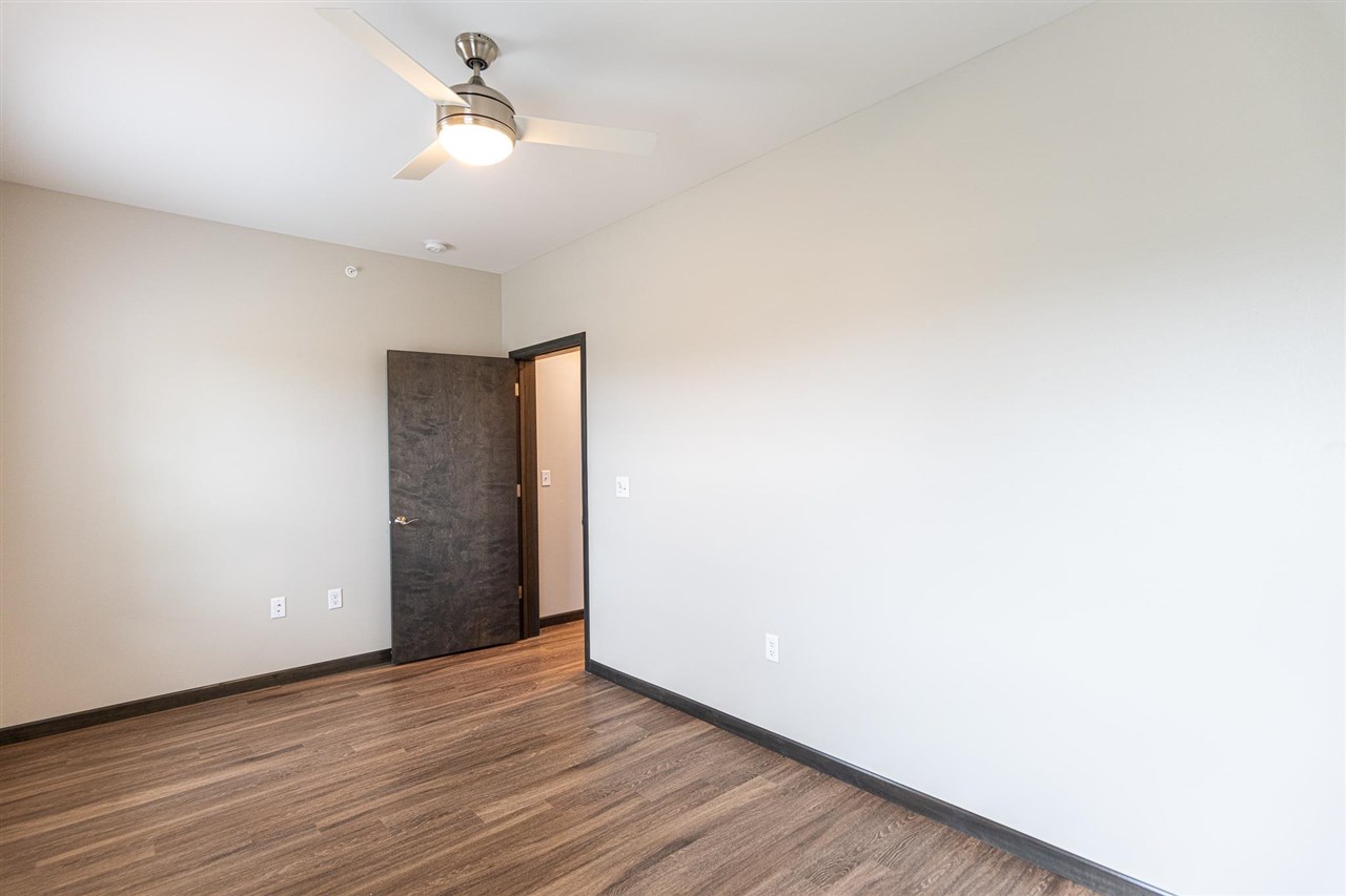 2873 Spring Rose Cir #301