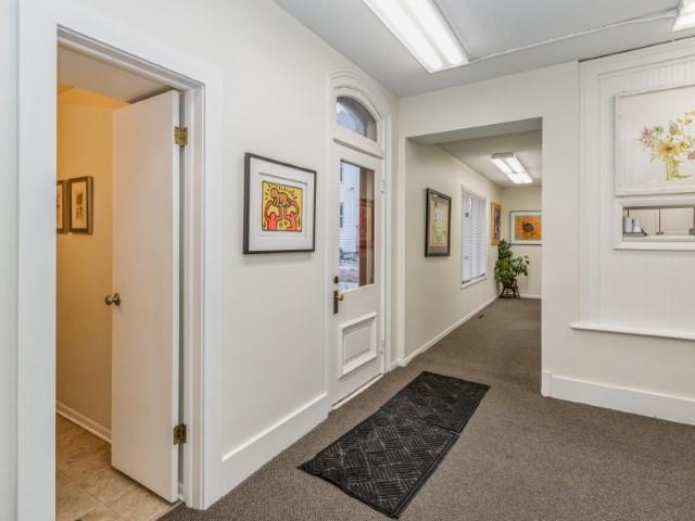 319 E Bloomington St