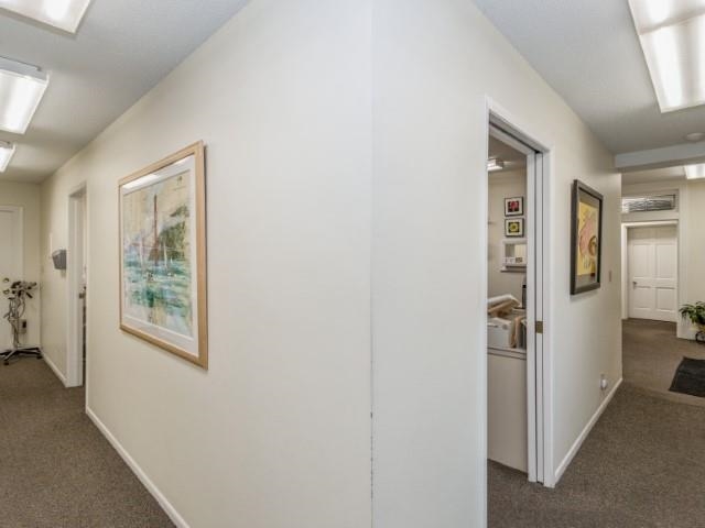 319 E Bloomington St