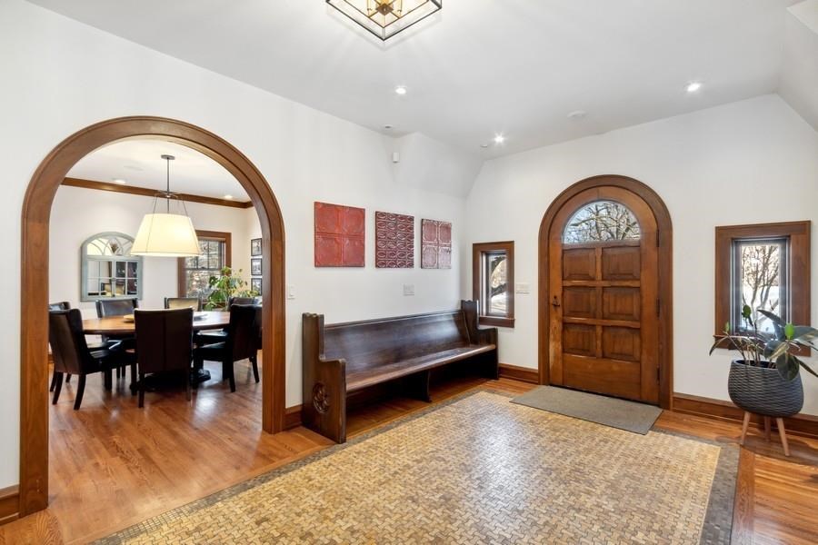 351 Hutchinson Ave