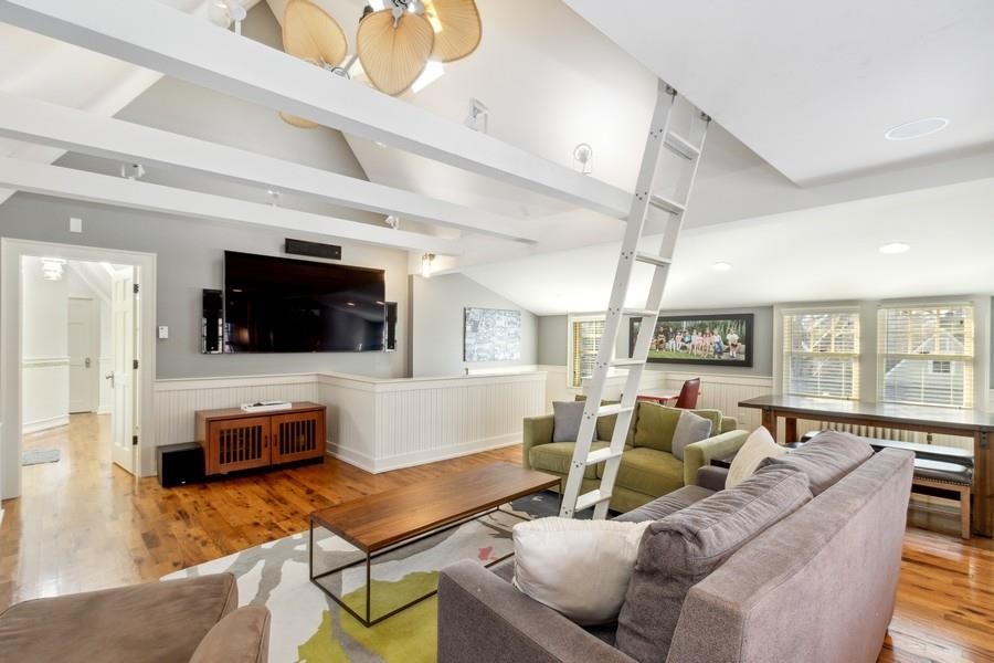 351 Hutchinson Ave