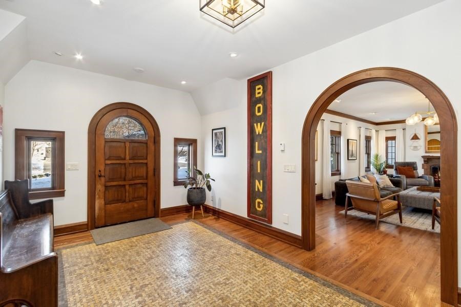 351 Hutchinson Ave