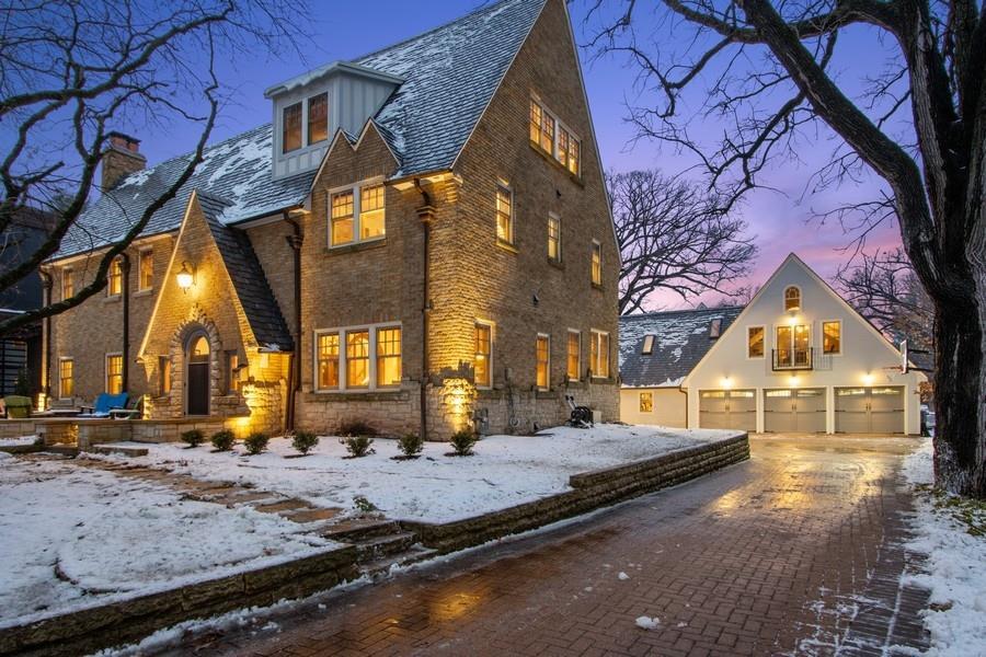 351 Hutchinson Ave