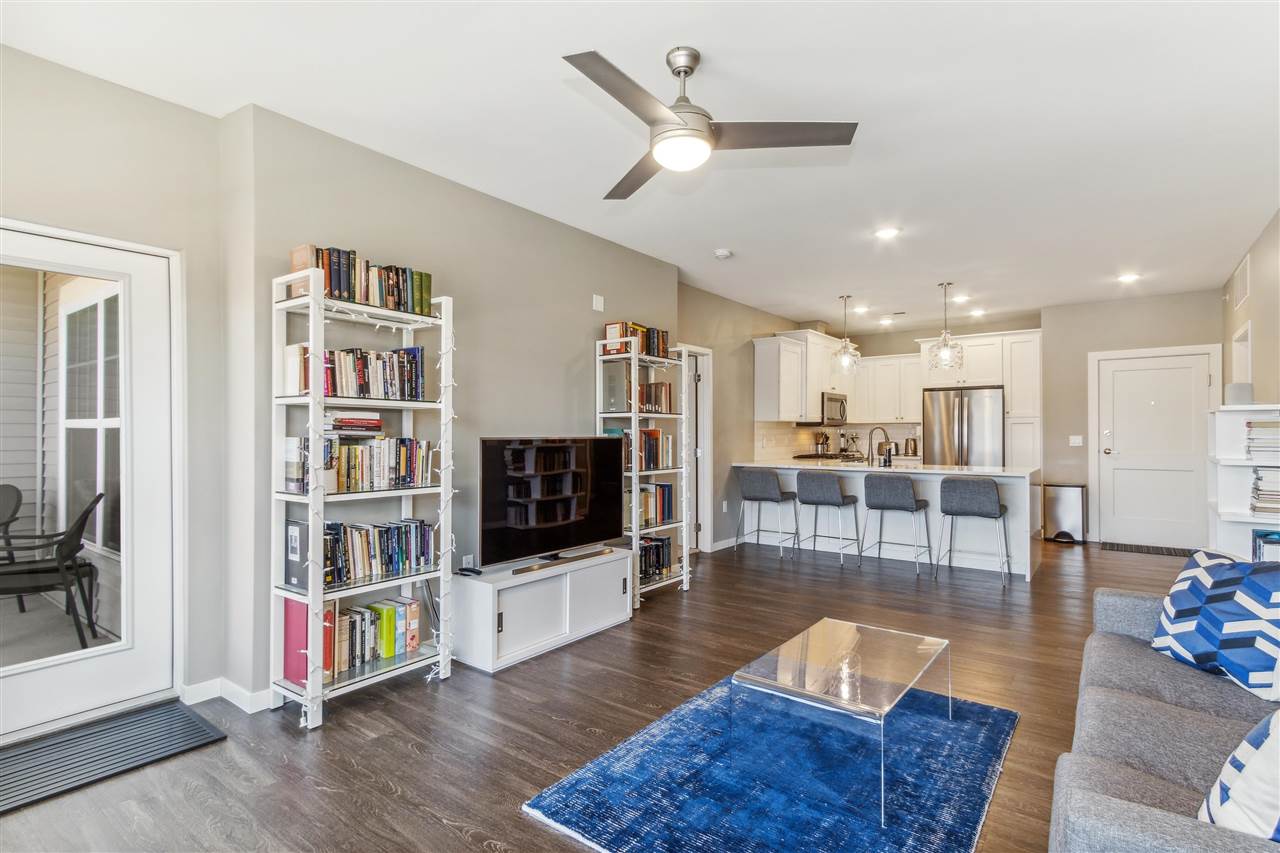 260 N Scott Blvd Unit: No. 310