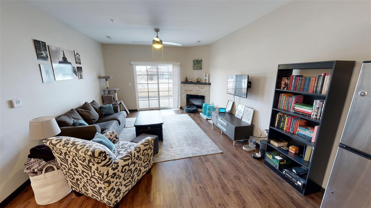 2863 Spring Rose Cir Unit: 105