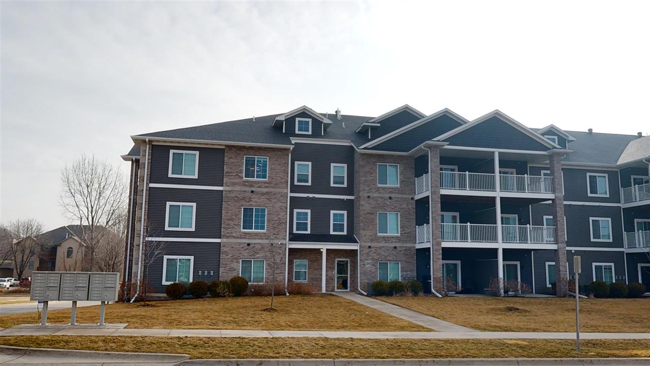 2863 Spring Rose Cir Unit: 105