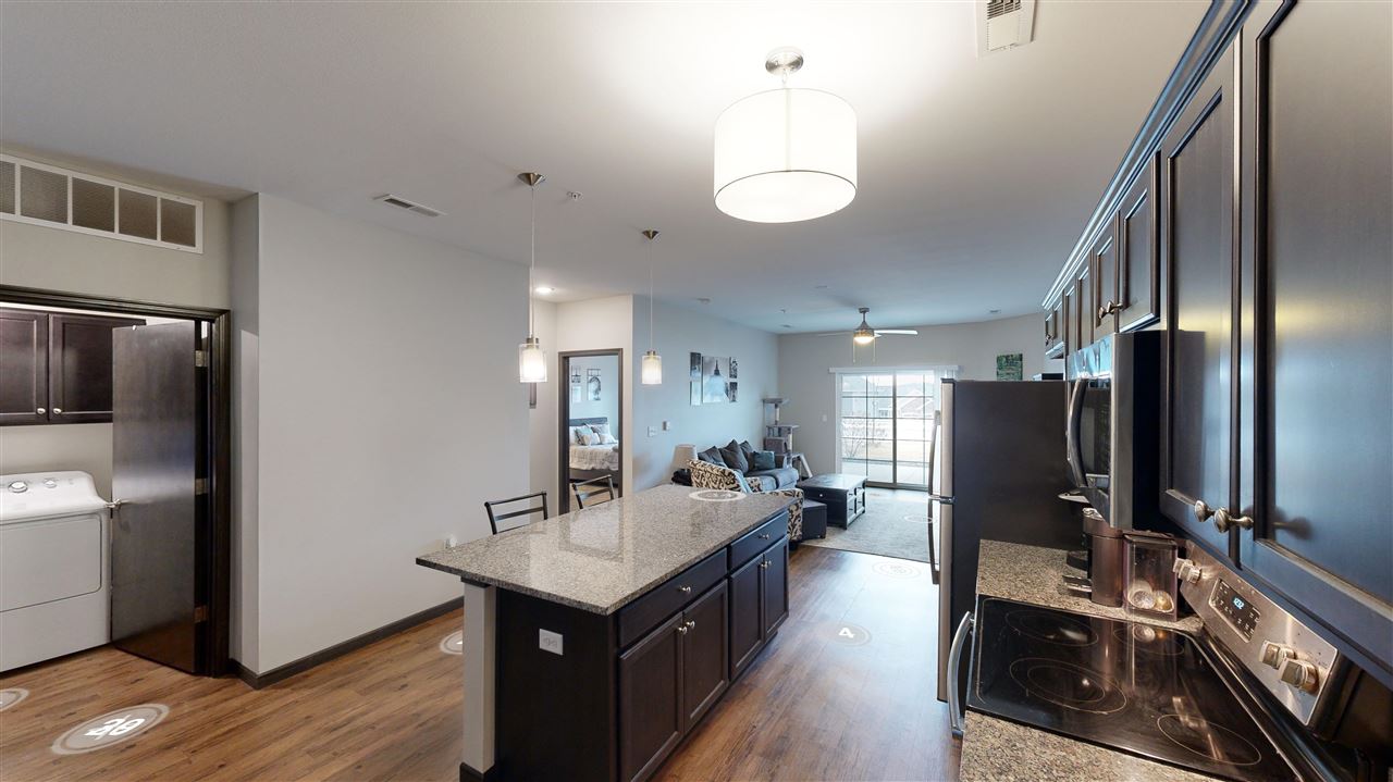 2863 Spring Rose Cir Unit: 105