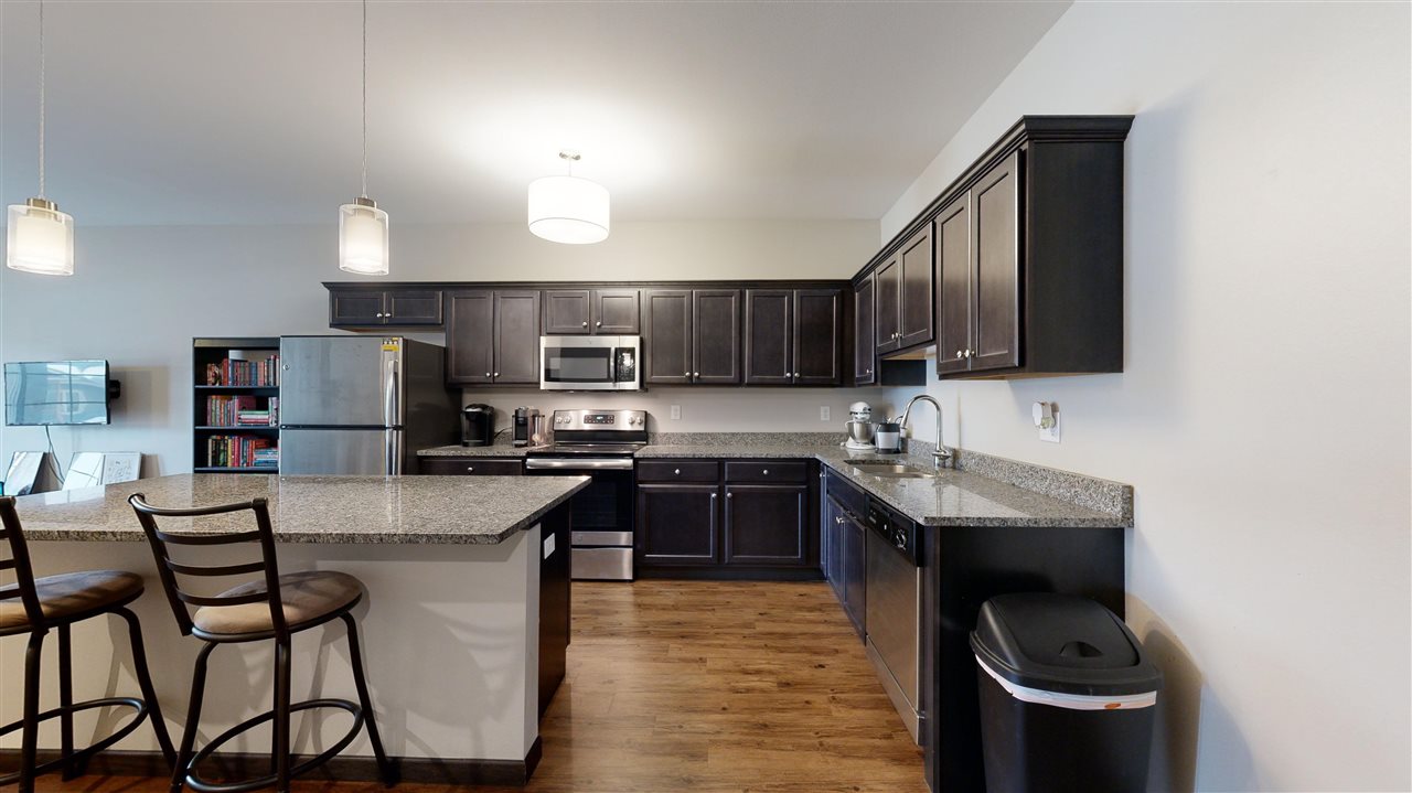 2863 Spring Rose Cir Unit: 105