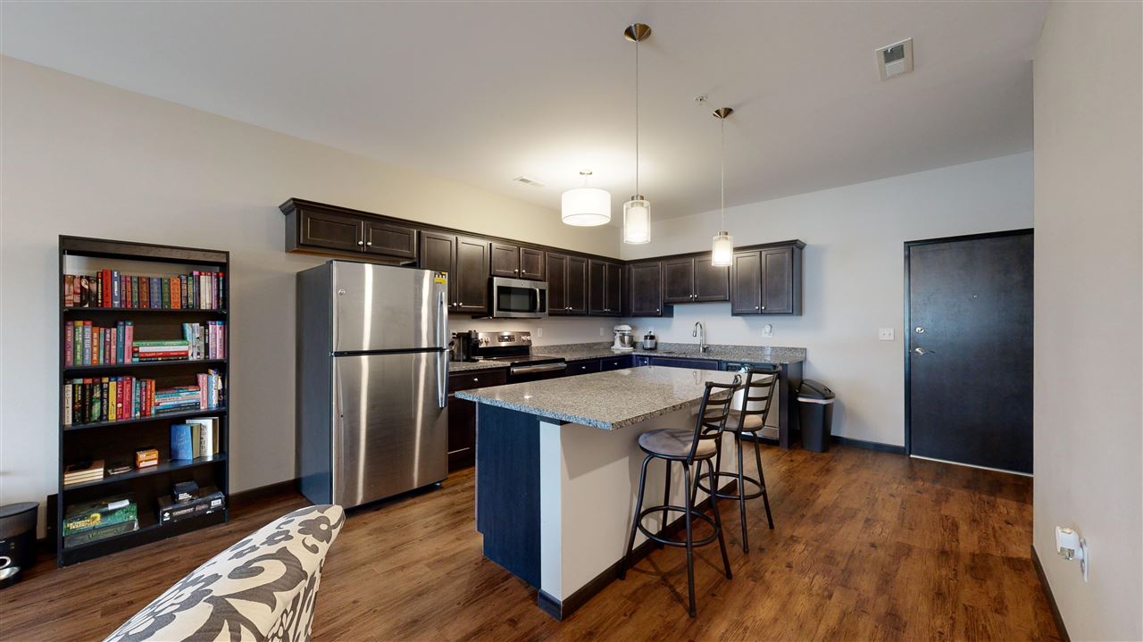 2863 Spring Rose Cir Unit: 105