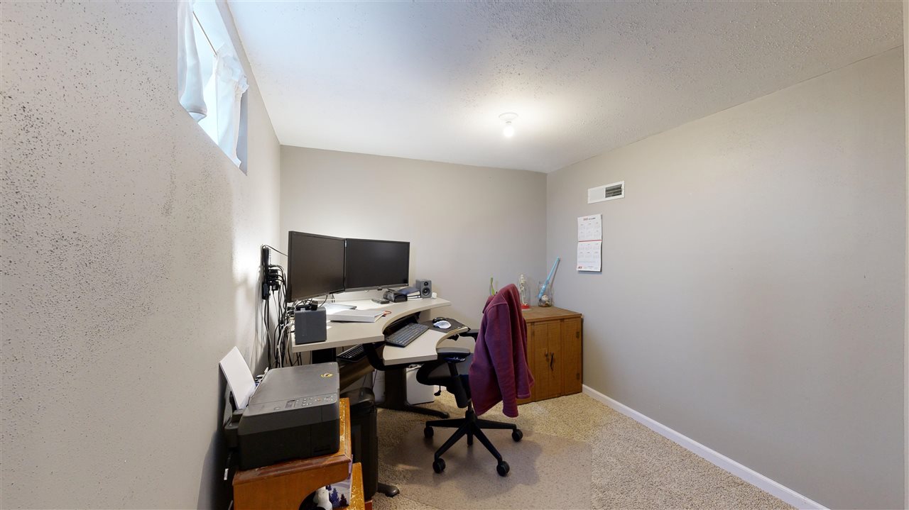 1016 N Dodge St