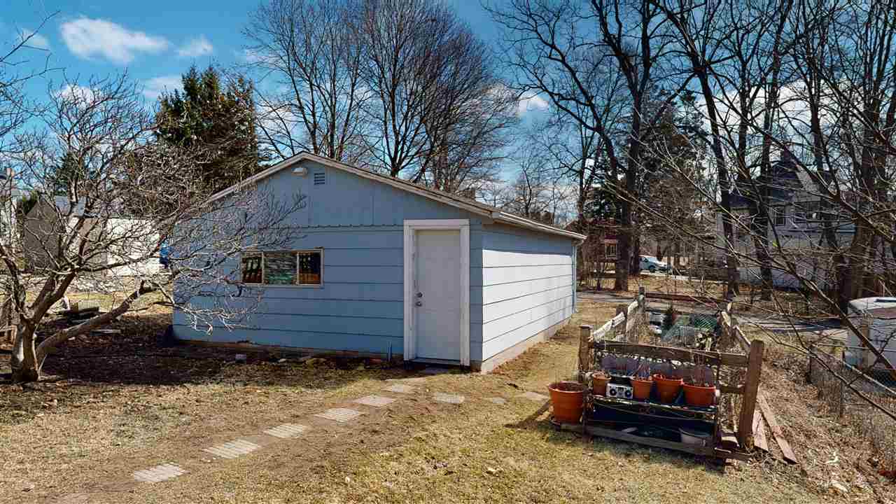 1016 N Dodge St