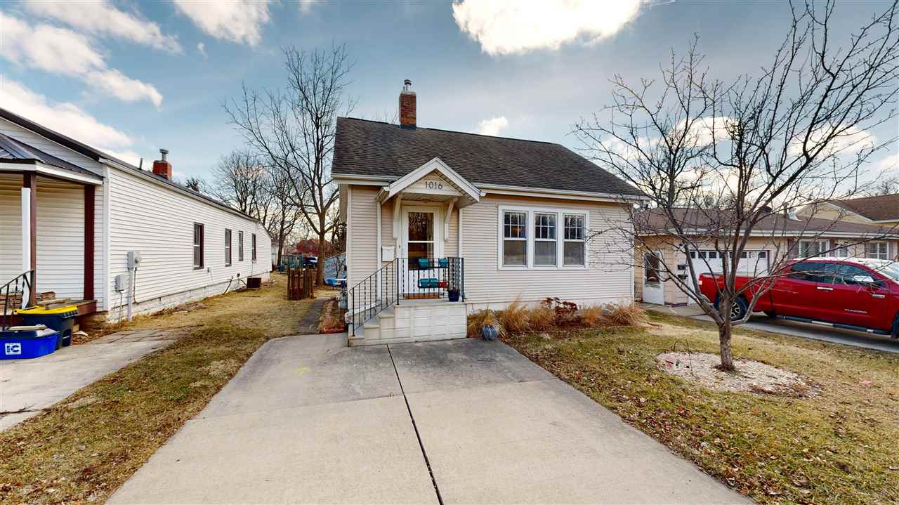 1016 N Dodge St