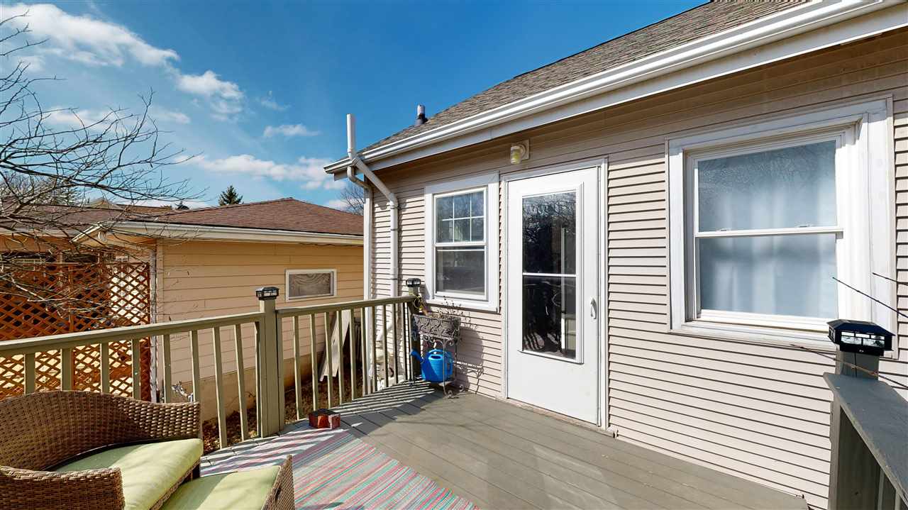 1016 N Dodge St