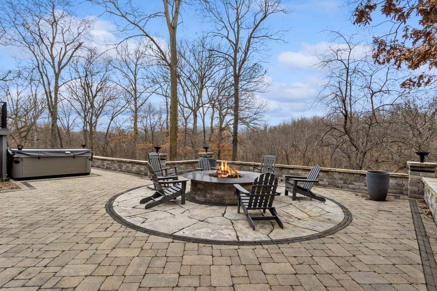 3016 Forest Gate Cir