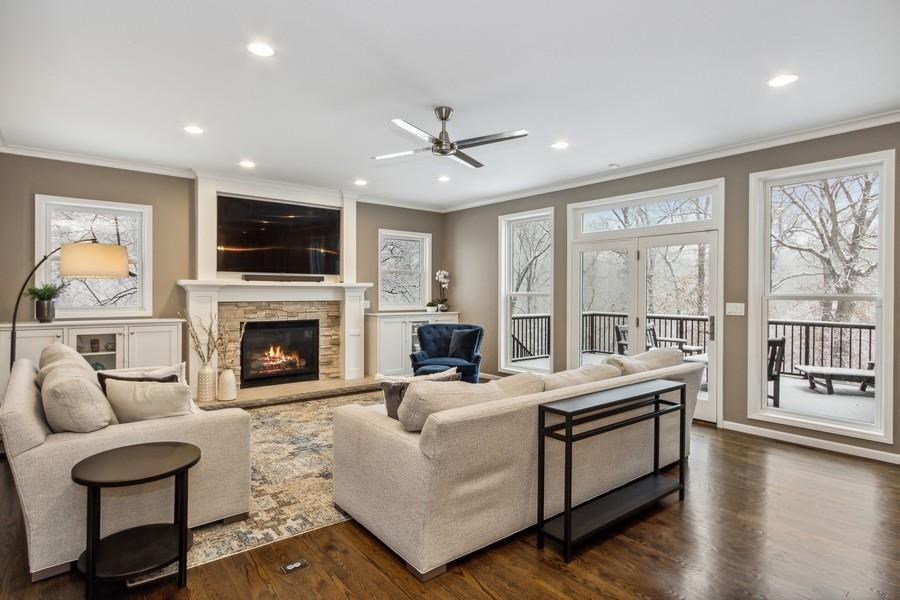 3016 Forest Gate Cir