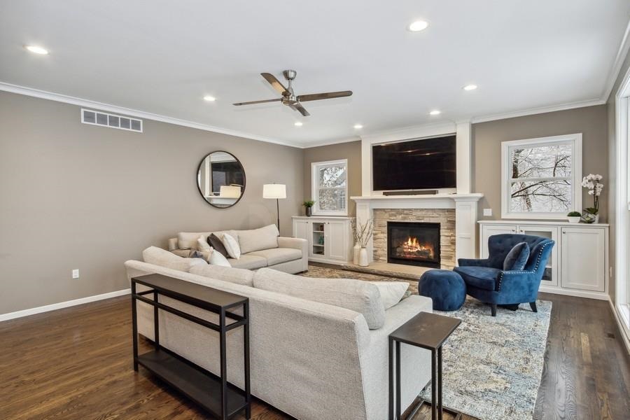 3016 Forest Gate Cir