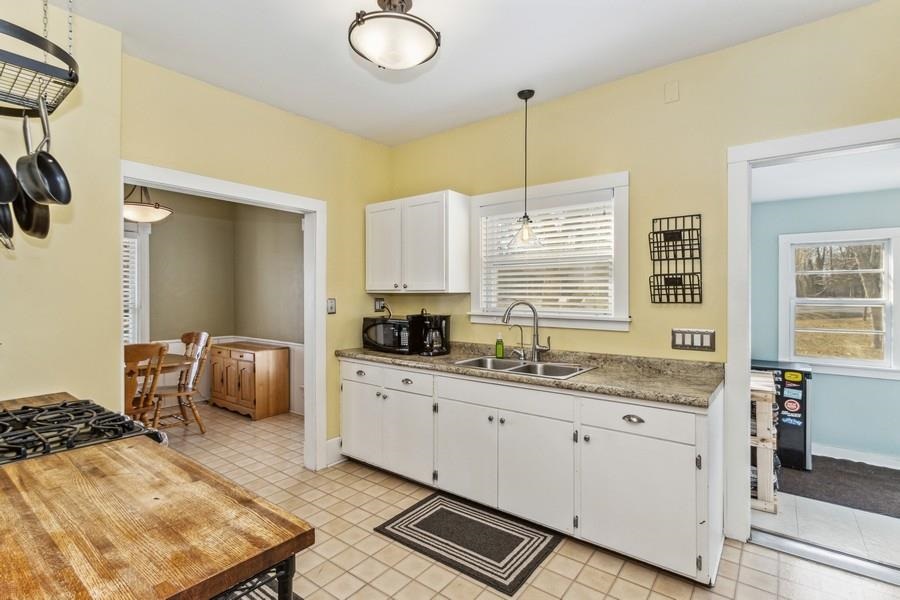 5009 Sharon Center Rd SW