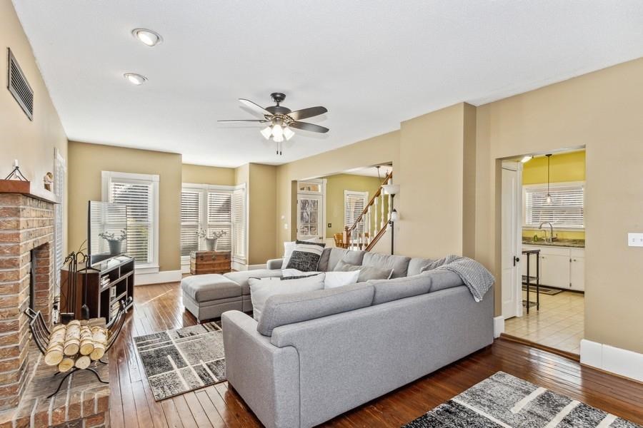 5009 Sharon Center Rd SW