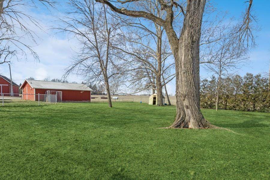 5009 Sharon Center Rd SW