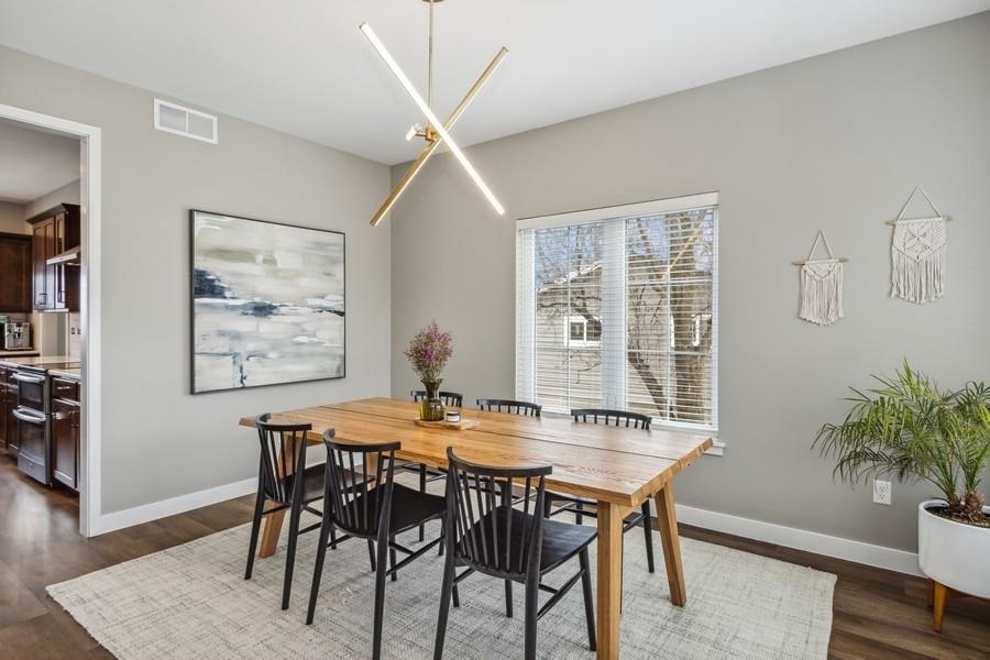 1090 Highland Park Ave