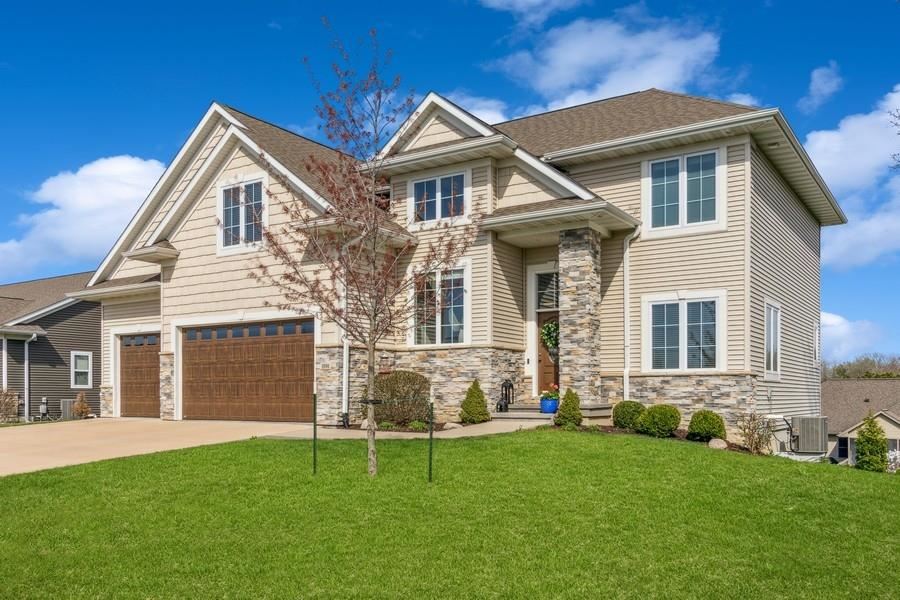 1090 Highland Park Ave