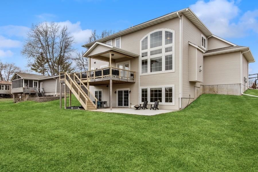 1090 Highland Park Ave