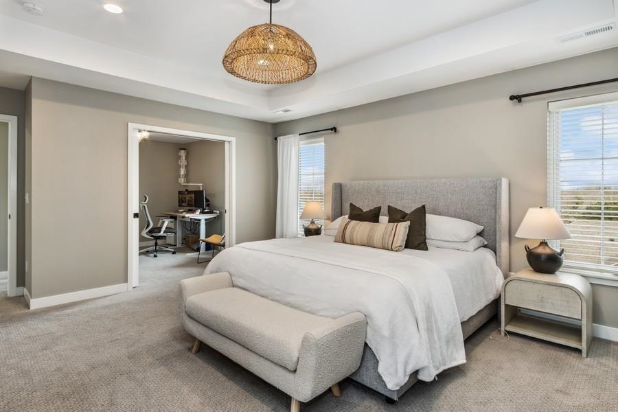 1090 Highland Park Ave