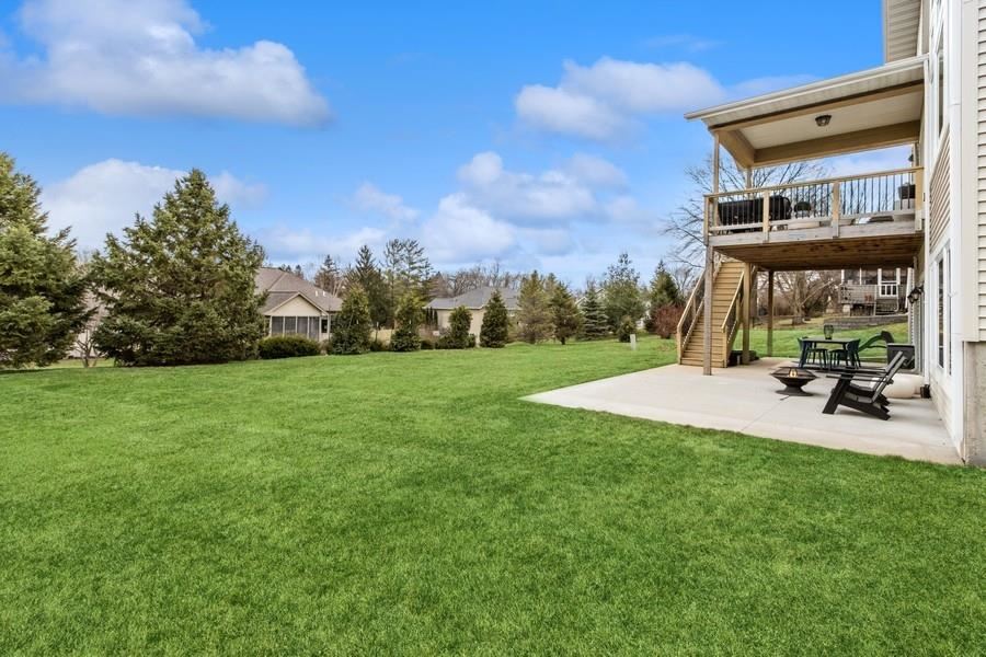 1090 Highland Park Ave