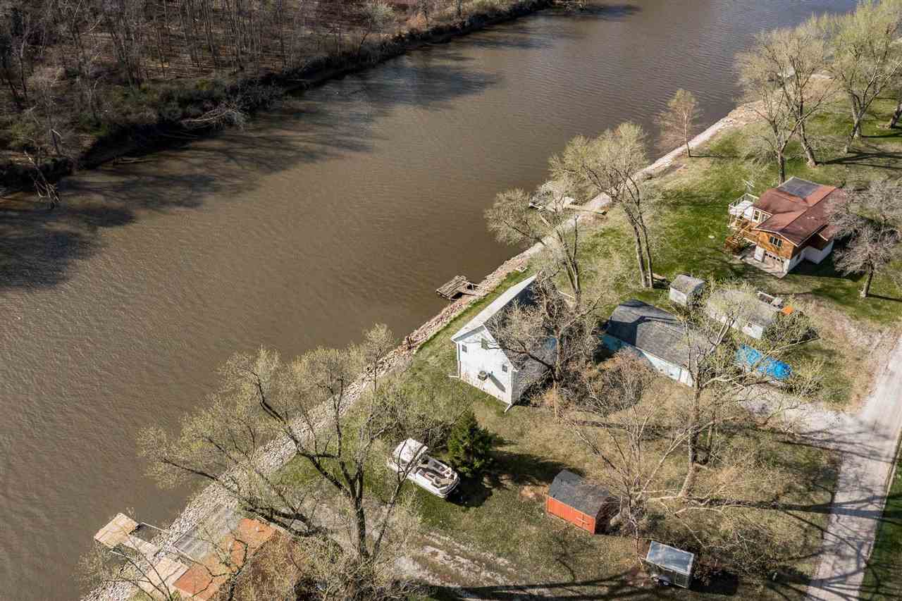 3068 River Front Est NE