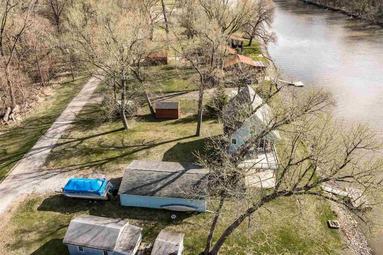 3068 River Front Est NE