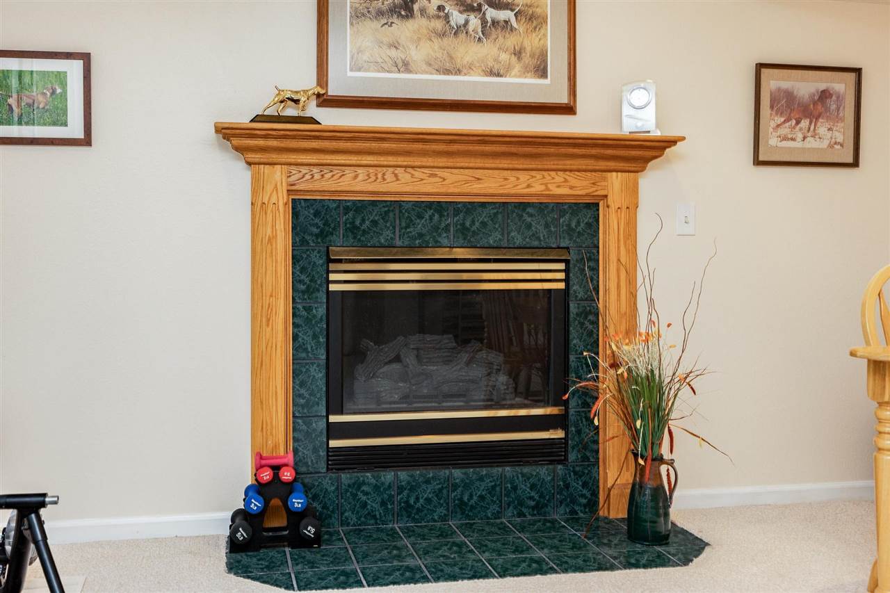 32 N High Circle Dr NE