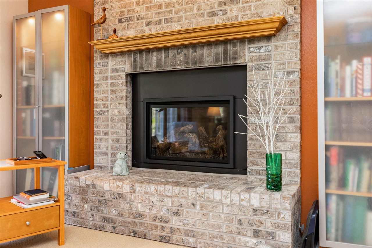 32 N High Circle Dr NE