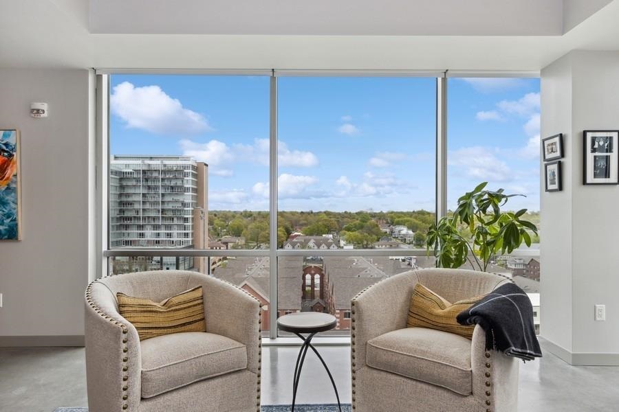 221 E College St Unit: 904