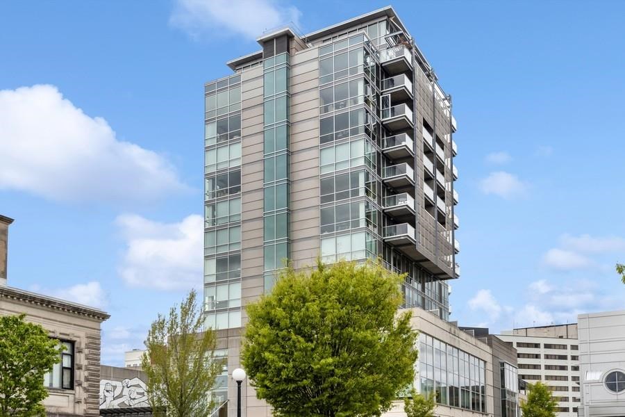 221 E College St Unit: 904